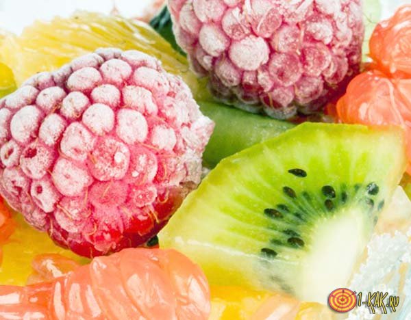 Набор фруктов и ягод для заморозки