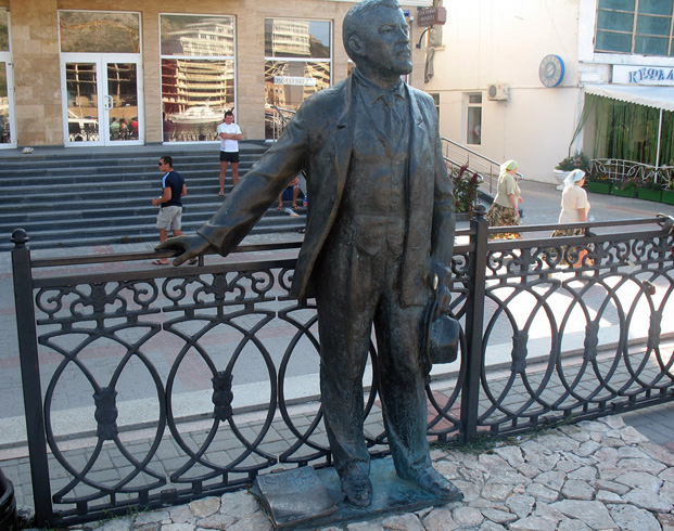 Памятник А. Куприну