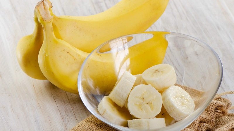 бананы натощак вредно