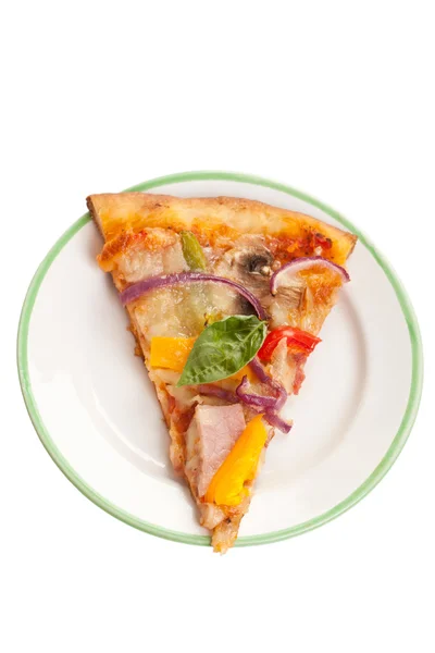 Нарезанный вкусная пицца — стоковое фото